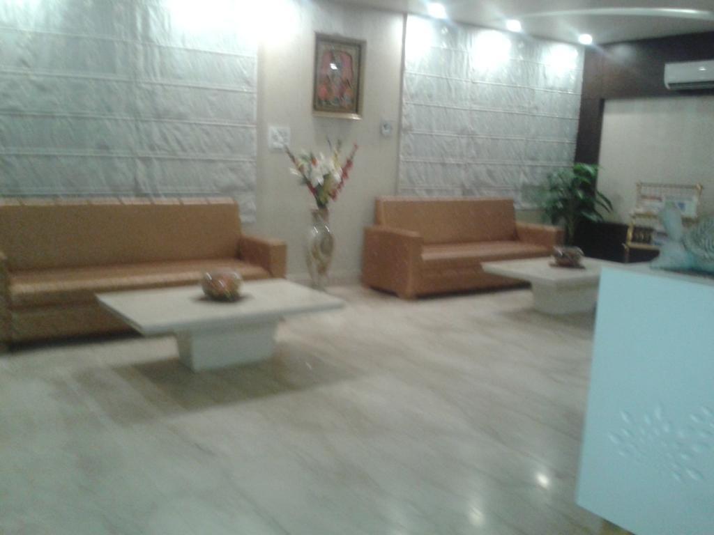 Hotel Krishna International Vrindāvan Eksteriør bilde