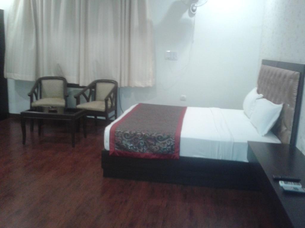 Hotel Krishna International Vrindāvan Eksteriør bilde