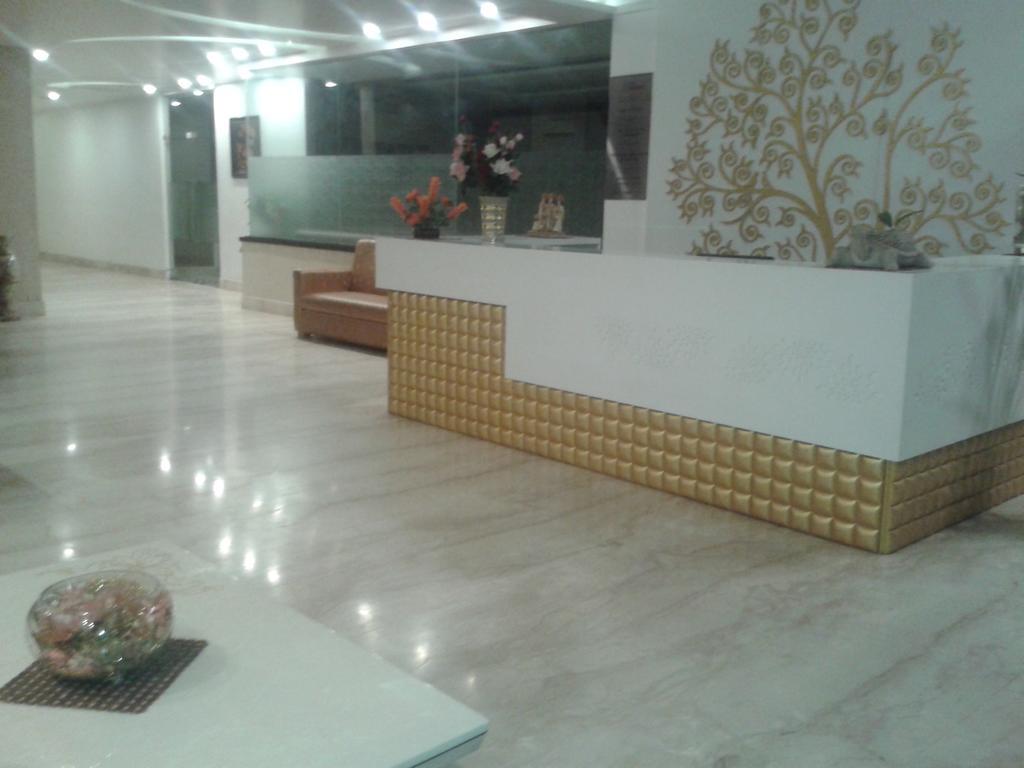 Hotel Krishna International Vrindāvan Eksteriør bilde