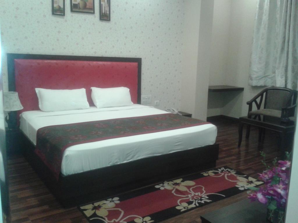 Hotel Krishna International Vrindāvan Eksteriør bilde