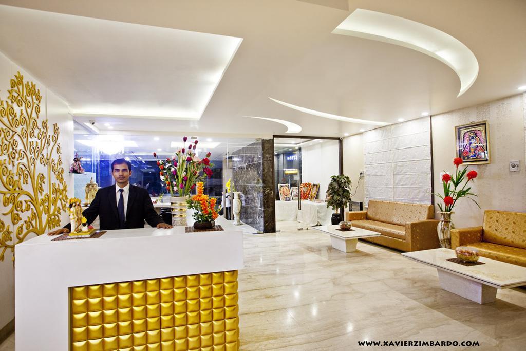 Hotel Krishna International Vrindāvan Eksteriør bilde