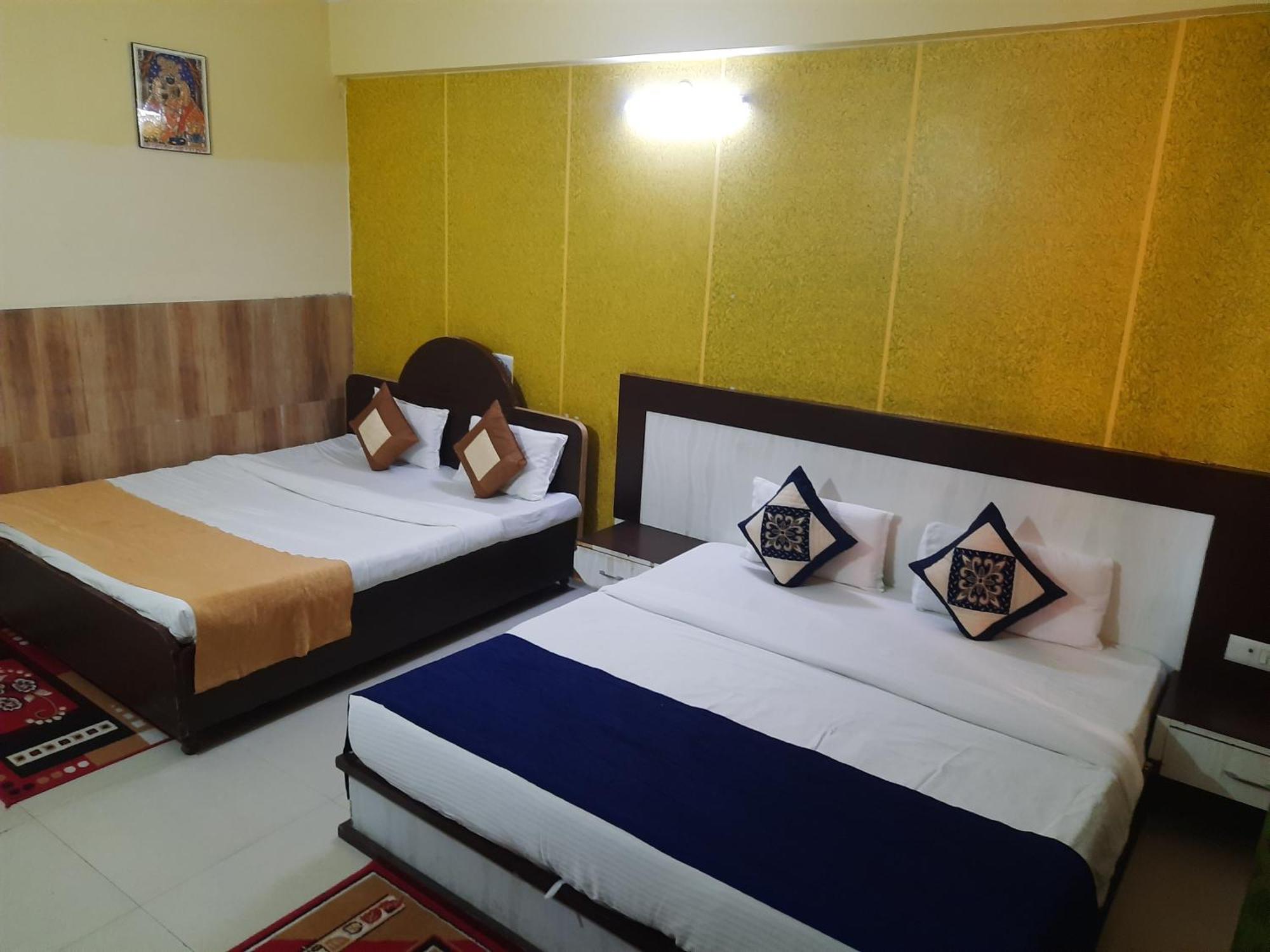 Hotel Krishna International Vrindāvan Eksteriør bilde
